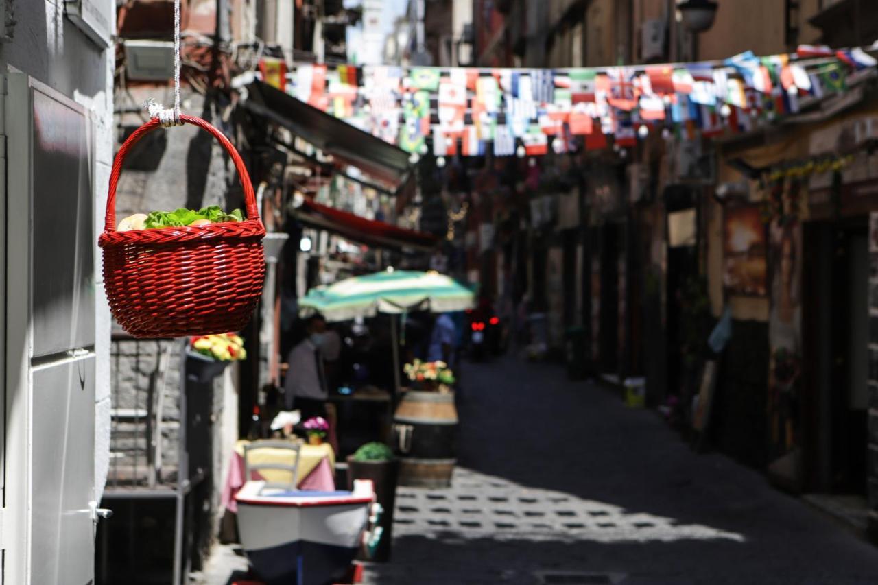 O' Panaro Ai Quartieri Spagnoli By Wonderful Italy Napoli Eksteriør billede